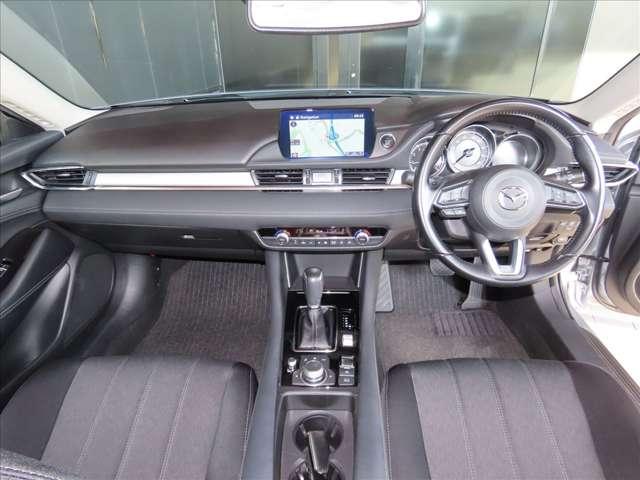 ＭＡＺＤＡ６セダン ２．０　２０Ｓ　レンタカーアップ・ＡＴ誤発進抑制制御（前後）・Ａｎｄｒｏｉｄ　Ａｕｔｏ／ＣａｒＰｌａｙ対応／バックカメラ・ナビ・ＥＴＣ・ブラインドスポットモニタリング・交通標識認識機能・ＬＥＤヘッドライト（14枚目）