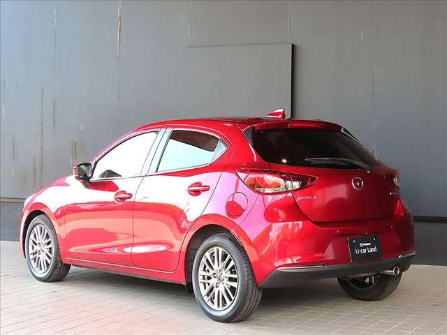 ＭＡＺＤＡ２ １５Ｓ　ホワイト　コンフォート　ナビ・３６０°ビューカメラ・ＣＤ／ＤＶＤ／フルセグＴＶ・アダプティブＬＥＤヘッドライト・Ａｐｐｌｅ　ＣａｒＰｌａｙ／Ａｎｄｒｏｉｄ　Ａｕｔｏ対応・運転席電動シート・前席シートヒーター・ＥＴＣ（3枚目）