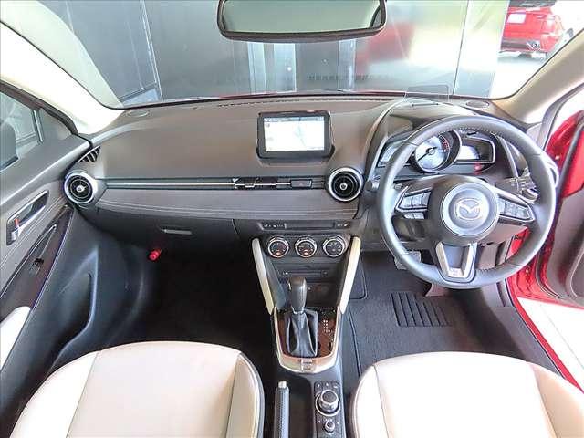 ＭＡＺＤＡ２ １５Ｓ　ホワイト　コンフォート　ナビ・３６０°ビューカメラ・ＣＤ／ＤＶＤ／フルセグＴＶ・アダプティブＬＥＤヘッドライト・Ａｐｐｌｅ　ＣａｒＰｌａｙ／Ａｎｄｒｏｉｄ　Ａｕｔｏ対応・運転席電動シート・前席シートヒーター・ＥＴＣ（15枚目）