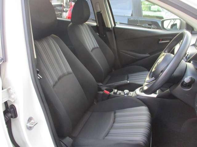 ＭＡＺＤＡ２ １．５　１５Ｃ　衝突被害軽減ブレーキ／マツダコネクトナビ／ＬＥＤヘッドライト／バックカメラ／ＡＴ誤発進抑制制御（前後）／ブラインドスポットモニタリング／前後パーキングセンサー（8枚目）