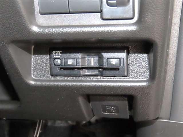 フレアワゴン ６６０　ＸＳ　衝突被害軽減ブレーキ／ワンオーナー／禁煙車／両側電動スライドドア／全方位モニター／全車速追従式レーダークルーズ／ＬＥＤヘッドライト＆オートライト／前席シートヒーター／ＥＴＣ（8枚目）