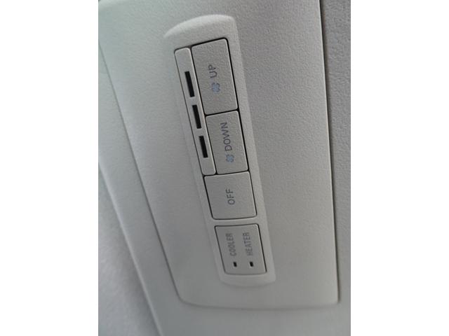 デリカＤ：５ Ｇ　パワーパッケージ　４ＷＤ　９型ナビ　後席モニター　前後ドラレコ　両側電動スライドドア　クルーズコントロール　パドルシフト　電子制御４ＷＤ　ＨＩＤライト　スマートキー（39枚目）