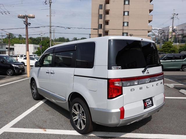 デリカＤ：５ Ｐ　１０．１型ナビ　マルチアラウンドモニター　後側方車両検知　左電動サイドステップ　両側電動スライドドア　衝突被害軽減ブレーキ　ＥＴＣ　ドラレコ（10枚目）