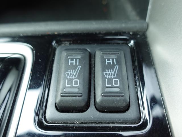 エクリプスクロスＰＨＥＶ Ｐ　スマホ連携ナビ　マルチアラウンドモニター　後側方車両検知　本革シート　衝突被害軽減ブレーキ　パーキングソナー　レーダークルーズコントロール（18枚目）