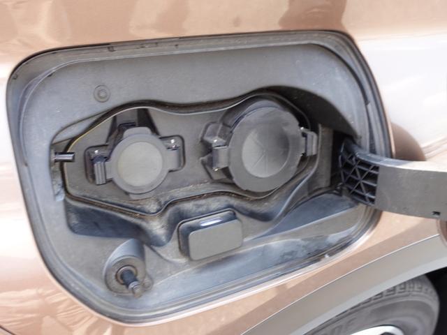 エクリプスクロスＰＨＥＶ Ｐ　スマホ連携ナビ　マルチアラウンドモニター　後側方車両検知　本革シート　衝突被害軽減ブレーキ　パーキングソナー　レーダークルーズコントロール（39枚目）