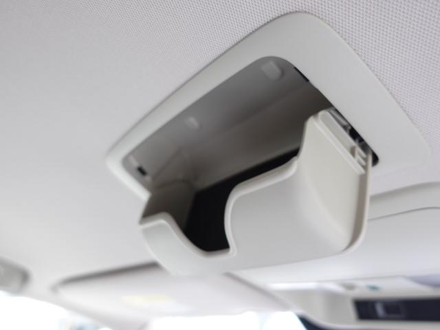アウトランダーＰＨＥＶ Ｇプラスパッケージ　スマホ連携ナビ　マルチアラウンドモニター　パワーバックドア　衝突被害軽減ブレーキ　レーダークルーズ　ハンドルヒーター　ＥＴＣ（32枚目）