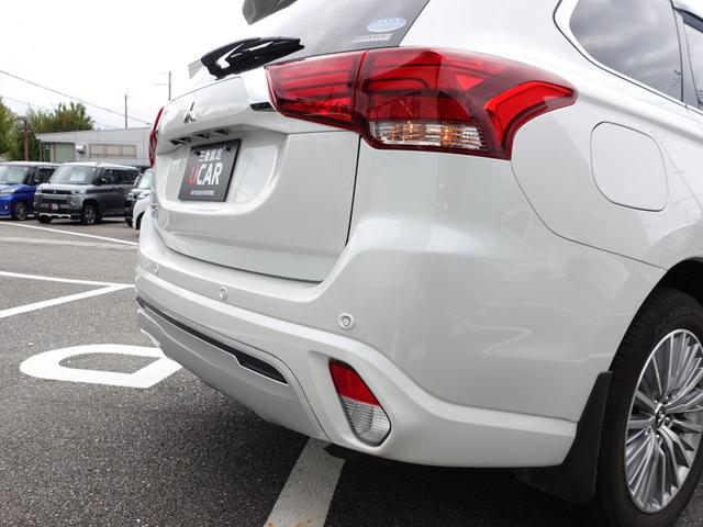 アウトランダーＰＨＥＶ Ｇプラスパッケージ　スマホ連携ナビ　マルチアラウンドモニター　パワーバックドア　衝突被害軽減ブレーキ　レーダークルーズ　ハンドルヒーター　ＥＴＣ（47枚目）
