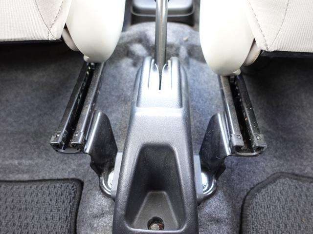 eKワゴン ジョイフィールド 5MT 純正CD Wエアバック メッキドアミラーカバー(28枚目)