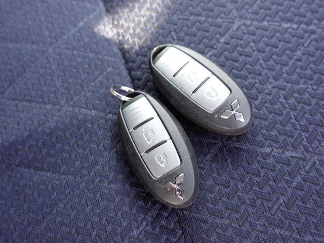 eKクロス T ナビ バックカメラ ETC ドラレコ シートヒーター 衝突被害ブレーキ 踏み間違い防止アシスト タッチパネルオートエアコン(29枚目)