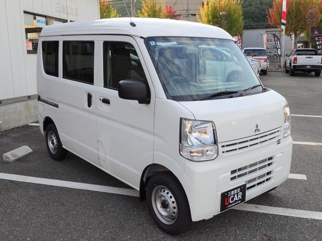 ミニキャブバン E インパネ5速M/T ハイルーフ ABS リヤパーキングセンサー プライバシーガラス 集中ドアロック オーバルコンソール(5枚目)