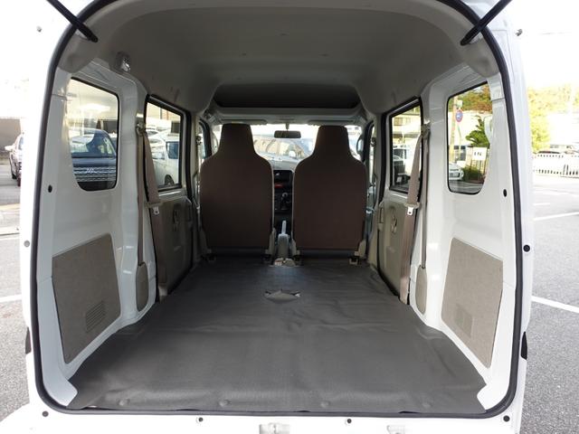 ミニキャブバン E インパネ5速M/T ハイルーフ ABS リヤパーキングセンサー プライバシーガラス 集中ドアロック オーバルコンソール(17枚目)