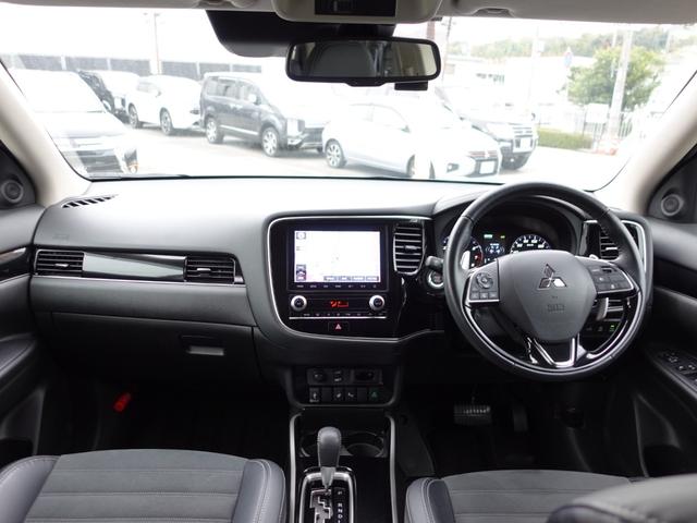 シンプルで使いやすいインパネ周辺！