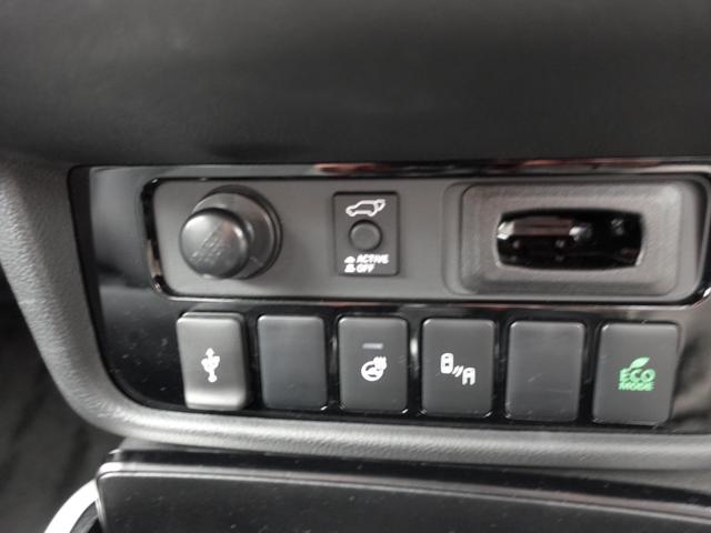 後側方車両検知！ハンドルヒーター付