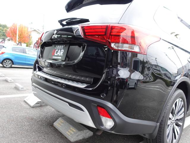 リヤ周りのデザインもスタイリッシュでカッコいいです！