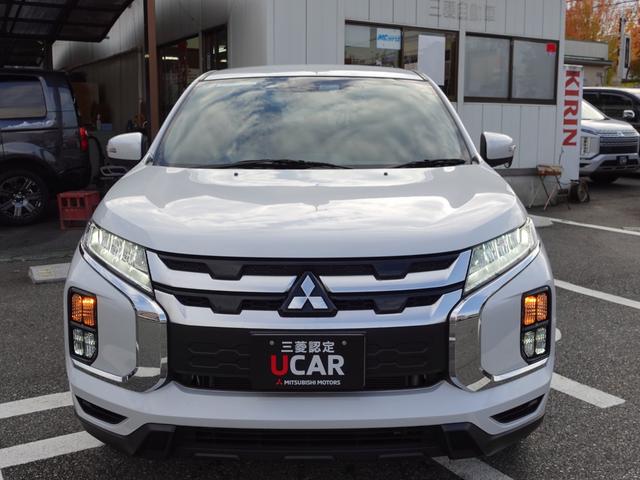 ＲＶＲ Ｇ　ナビ　バックカメラ　クルーズコントロール　衝突被害軽減ブレーキ　４ＷＤ　車線逸脱警報装置　踏み間違い防止アシスト　ＥＴＣ　ドライブレコーダー（4枚目）