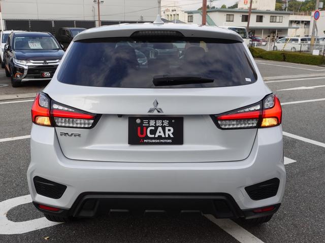 ＲＶＲ Ｇ　ナビ　バックカメラ　クルーズコントロール　衝突被害軽減ブレーキ　４ＷＤ　車線逸脱警報装置　踏み間違い防止アシスト　ＥＴＣ　ドライブレコーダー（8枚目）