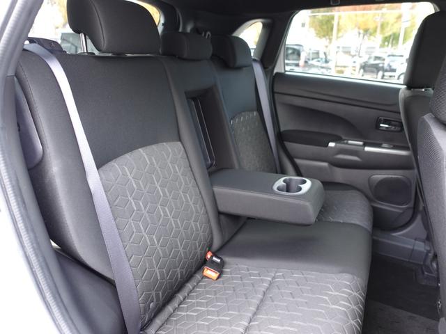 ＲＶＲ Ｇ　ナビ　バックカメラ　クルーズコントロール　衝突被害軽減ブレーキ　４ＷＤ　車線逸脱警報装置　踏み間違い防止アシスト　ＥＴＣ　ドライブレコーダー（13枚目）