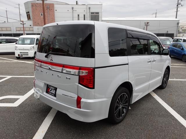 デリカD:5 アーバンギア Pエディション 10.1型Mナビ 12.1型後席モニター 電動サイドステップ フロント+リヤドラレコ ナビ連動ETC車載器 レザーシート 7人乗り(7枚目)