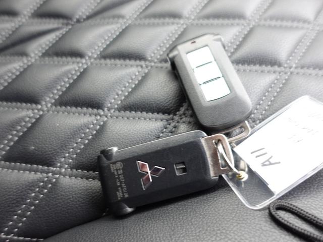 デリカD:5 アーバンギア Pエディション 10.1型Mナビ 12.1型後席モニター 電動サイドステップ フロント+リヤドラレコ ナビ連動ETC車載器 レザーシート 7人乗り(42枚目)