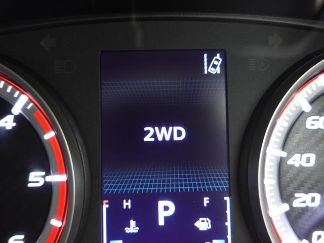 デリカD:5 アーバンギア Pエディション 10.1型Mナビ 12.1型後席モニター 電動サイドステップ フロント+リヤドラレコ ナビ連動ETC車載器 レザーシート 7人乗り(50枚目)