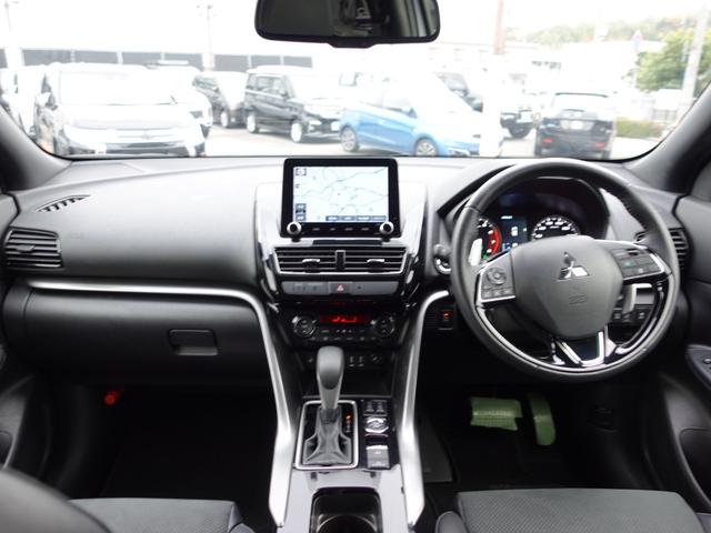 エクリプスクロス ブラックエディション ルーフレール 電動パノラマサンルーフ スマホ連携ナビゲーション S-AWC ヒルスタートアシスト マイパイロット パーキングセンサー(11枚目)