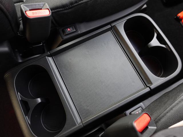 デリカＤ：５ ブラックエディション　左電動ステップレス　１１型ナビ　マルチアラウンドモニター　　　後側方車両検知　キャプテンシート　衝突被害軽減ブレーキ　ＥＴＣ　ドラレコ（28枚目）