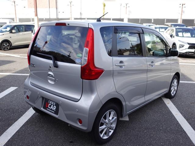 ｅＫワゴン Ｇセーフティパッケージ　ブラック内装　ＨＩＤヘッドライト　シートヒーター　全方位カメラ　本革巻きハンドル　スマートキーシステム　誤発進抑制機能（6枚目）