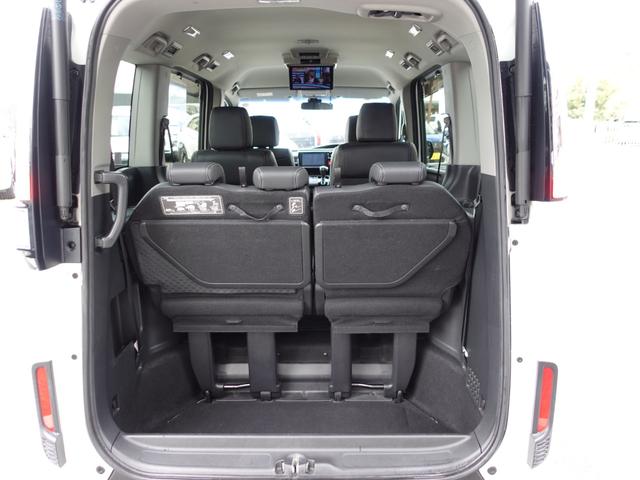 ステップワゴンスパーダ スパーダクールスピリット　アドバンスパッケージβ　純正９型メモリーナビ　後席フリップダウンモニター　ナビ連動フロントドライブレコーダー　ビルトインＥＴＣ車載器　両側電動スライドドア（17枚目）