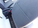 運転席の背もたれ裏には収納ポケットがあります！