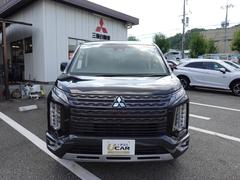ＬＥＤヘッドライトとフォグランプが暗い道でも明るく照らしてくれます！安心してドライブが出来ます！ 5