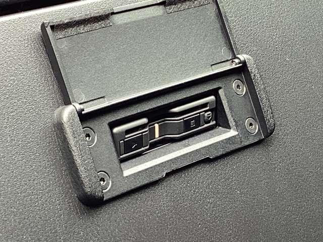 ロードスター １．５　Ｓ　スペシャルパッケージ　マツダ認定中古車　衝突被害軽減ブレーキ　コ（12枚目）