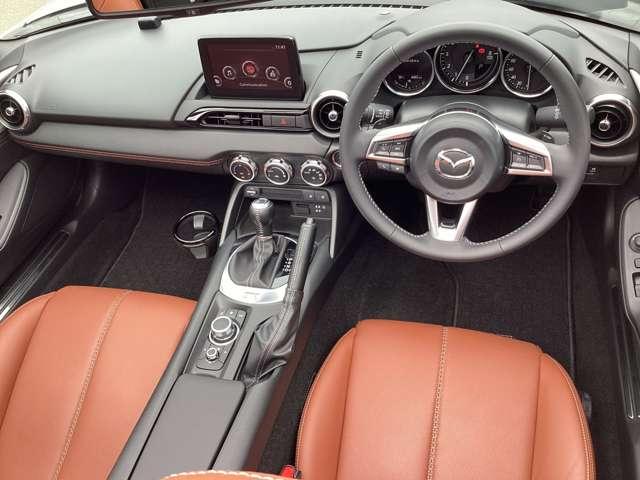 ロードスターＲＦ ２．０　ＶＳ　テラコッタ　セレクション　マツダ認定中古車　専用ＢＢＳ鍛造ホイール　クルーズコントロール　ＢＯＳＥサウンドシステム　ビルトインＥＴＣ（3枚目）