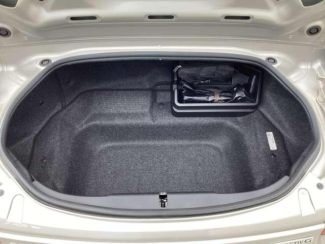 ロードスターＲＦ ２．０　ＶＳ　テラコッタ　セレクション　マツダ認定中古車　専用ＢＢＳ鍛造ホイール　クルーズコントロール　ＢＯＳＥサウンドシステム　ビルトインＥＴＣ（14枚目）