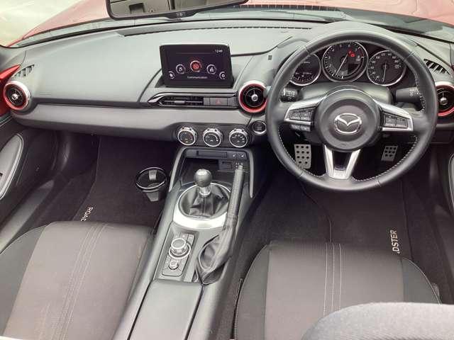 ロードスター １．５　Ｓ　スペシャルパッケージ　マツダ認定中古車　６ＭＴ　バックカメラ　衝突被（3枚目）