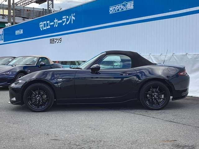 ＲＯＡＤＳＴＥＲが本来持っている先鋭さを研ぎ澄ませながら、より魂動デザインを深化。上質さを磨き上げ、クオリティを追求したデザインを実現しました。