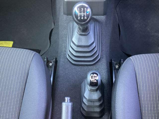 ジムニー ６６０　ＸＬ　スズキ　セーフティ　サポート　装着車　４ＷＤ（7枚目）