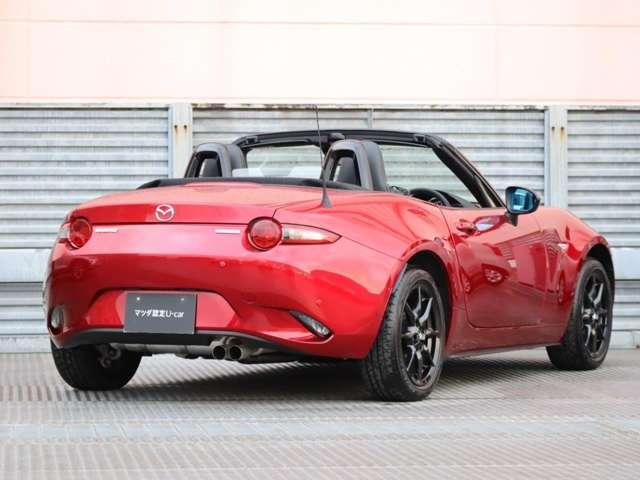 ロードスター １．５　Ｓ　レザーパッケージ　マツダ認定中古車　ＢＯＳＥサウンド　衝突被害軽（2枚目）