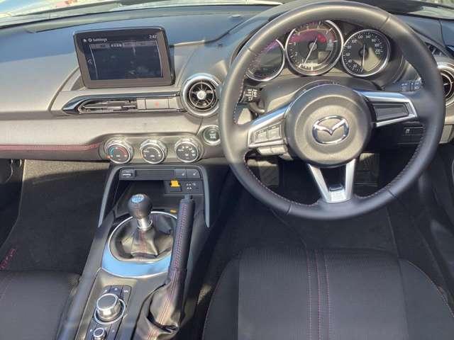 �ו��ɂ܂ŋ@�\���Ƒ��`����ǋ�����������ԁB�����������ł��A�@�\�I�Ȃ����ł��Ȃ��B�i�i�����l�̃C���e���A�f�U�C���ł��B