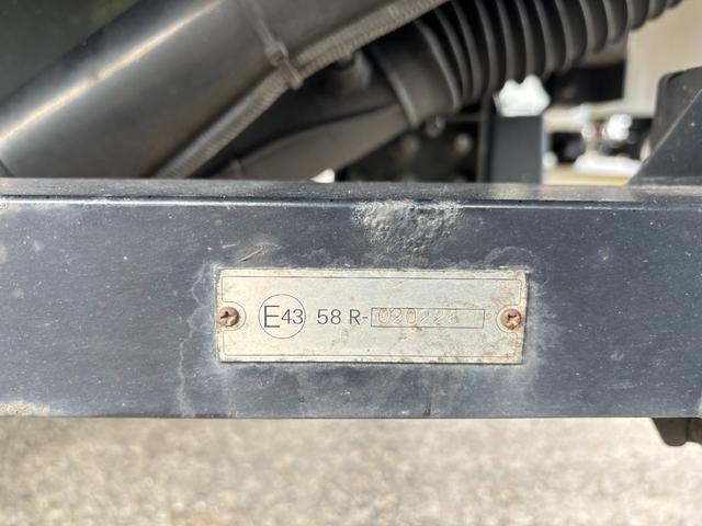 アトラストラック  2t アルミバン ワイドロング パワーゲート 跳ね上げパワーゲート ラッシング1段 内高212cm 床ラバー張り デュオニック 社外ナビ バックモニター ドライブレコーダー AT 積載量2.000kg(57枚目)