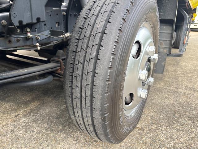 アトラストラック  2t アルミバン ワイドロング パワーゲート 跳ね上げパワーゲート ラッシング1段 内高212cm 床ラバー張り デュオニック 社外ナビ バックモニター ドライブレコーダー AT 積載量2.000kg(60枚目)