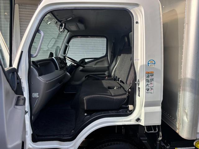 キャンター 　３ｔ　アルミバン　ワイドロング　パワーゲート　格納パワーゲート　ラッシング２段　床木材張り　サイドスライド扉　デュオニック　ＥＴＣ　バックモニター　積載量２．９００ｋｇ　車検Ｒ７年１２月１０日迄　ＡＴ（39枚目）