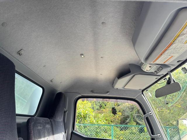 キャンター 　２ｔ　アルミバン　パネルバン　ドライバン　準中型　１０尺　内高２０８ｃｍ　ラッシング２段　９０度ストッパー　積載量２．０００ｋｇ　デュオニック　オートマ　ＡＴ　社外ナビ　バックカメラ　ＥＴＣ　カスタム（23枚目）