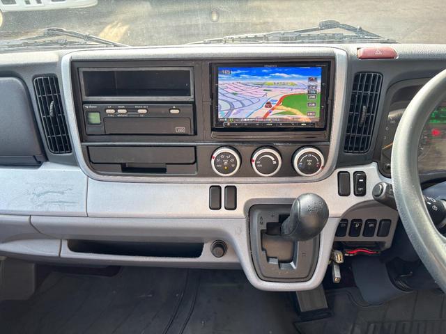 キャンター 　２ｔ　アルミバン　パネルバン　ドライバン　準中型　１０尺　内高２０８ｃｍ　ラッシング２段　９０度ストッパー　積載量２．０００ｋｇ　デュオニック　オートマ　ＡＴ　社外ナビ　バックカメラ　ＥＴＣ　カスタム（28枚目）