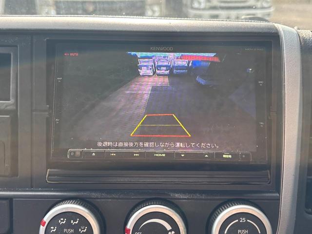 キャンター 　２ｔ　アルミバン　パネルバン　ドライバン　準中型　１０尺　内高２０８ｃｍ　ラッシング２段　９０度ストッパー　積載量２．０００ｋｇ　デュオニック　オートマ　ＡＴ　社外ナビ　バックカメラ　ＥＴＣ　カスタム（30枚目）