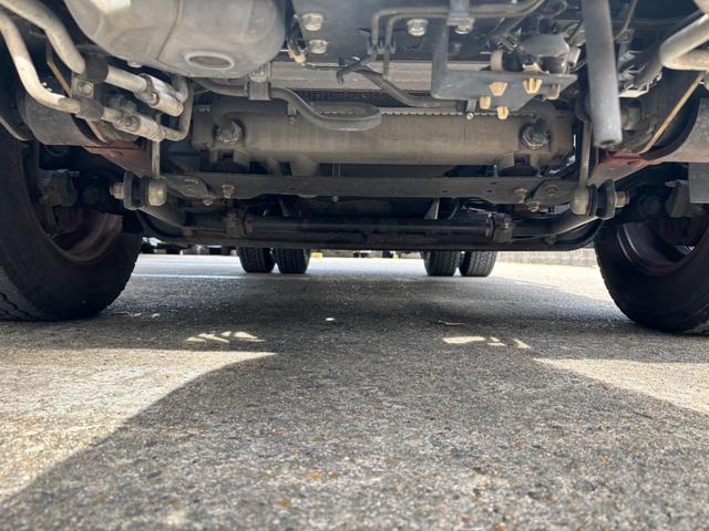 キャンター 　２ｔ　アルミバン　パネルバン　ドライバン　準中型　１０尺　内高２０８ｃｍ　ラッシング２段　９０度ストッパー　積載量２．０００ｋｇ　デュオニック　オートマ　ＡＴ　社外ナビ　バックカメラ　ＥＴＣ　カスタム（42枚目）