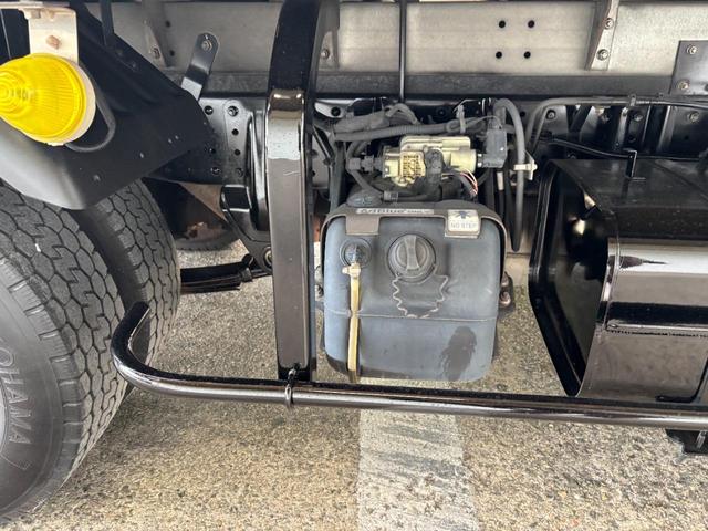 キャンター 　２ｔ　アルミバン　パネルバン　ドライバン　準中型　１０尺　内高２０８ｃｍ　ラッシング２段　９０度ストッパー　積載量２．０００ｋｇ　デュオニック　オートマ　ＡＴ　社外ナビ　バックカメラ　ＥＴＣ　カスタム（44枚目）