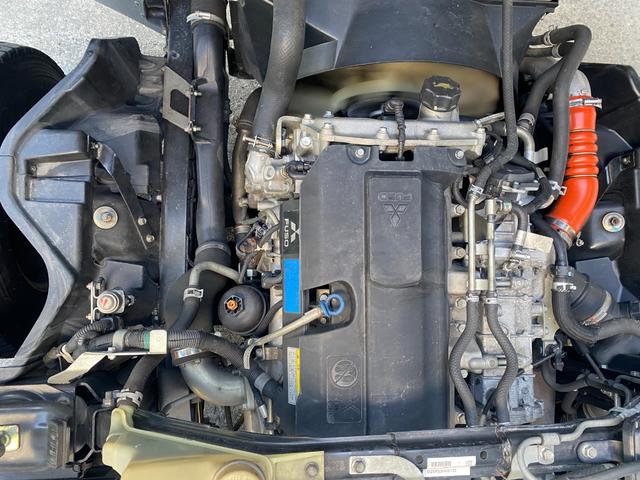 キャンター 　３ｔ　アルミウイング　ウイング　ワイドロング　内高２１４ｃｍ　床木材張り　ラッシング２段　内フック　積載量３．０００ｋｇ　ミッション　ＥＴＣ　バックモニター　ドライブレコーダー　ＣＵＳＴＯＭ　５ＭＴ（43枚目）