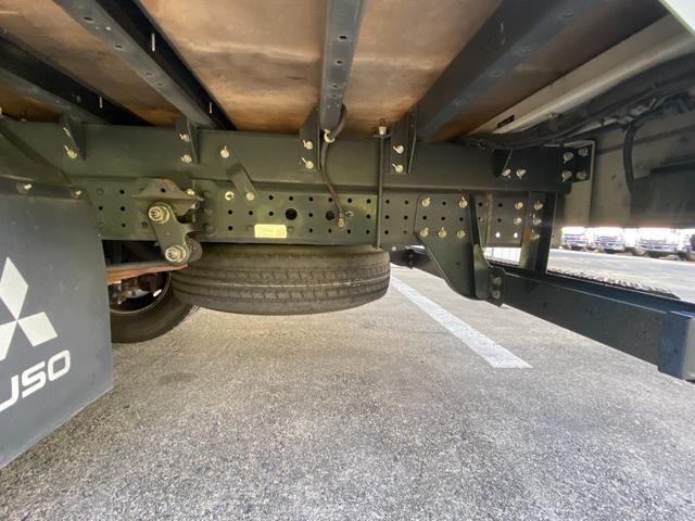 キャンター 　３ｔ　アルミウイング　ウイング　ワイドロング　内高２１４ｃｍ　床木材張り　ラッシング２段　内フック　積載量３．０００ｋｇ　ミッション　ＥＴＣ　バックモニター　ドライブレコーダー　ＣＵＳＴＯＭ　５ＭＴ（53枚目）