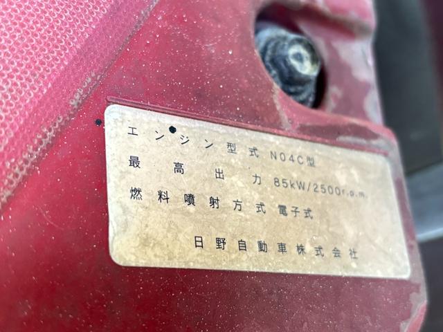 トヨエース 　２ｔ　アルミバン　バン　準中型　１０尺　ショートボディ　９０度ストッパー　ラッシング１段　サイドスライド扉　床木材張り　内高２１６ｃｍ　ＥＴＣ　バックモニター　社外ナビ　積載量２．０００ｋｇ　ＡＴ（43枚目）