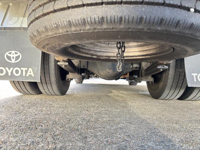 トヨエース 　２ｔ　アルミバン　バン　準中型　１０尺　ショートボディ　９０度ストッパー　ラッシング１段　サイドスライド扉　床木材張り　内高２１６ｃｍ　ＥＴＣ　バックモニター　社外ナビ　積載量２．０００ｋｇ　ＡＴ（51枚目）